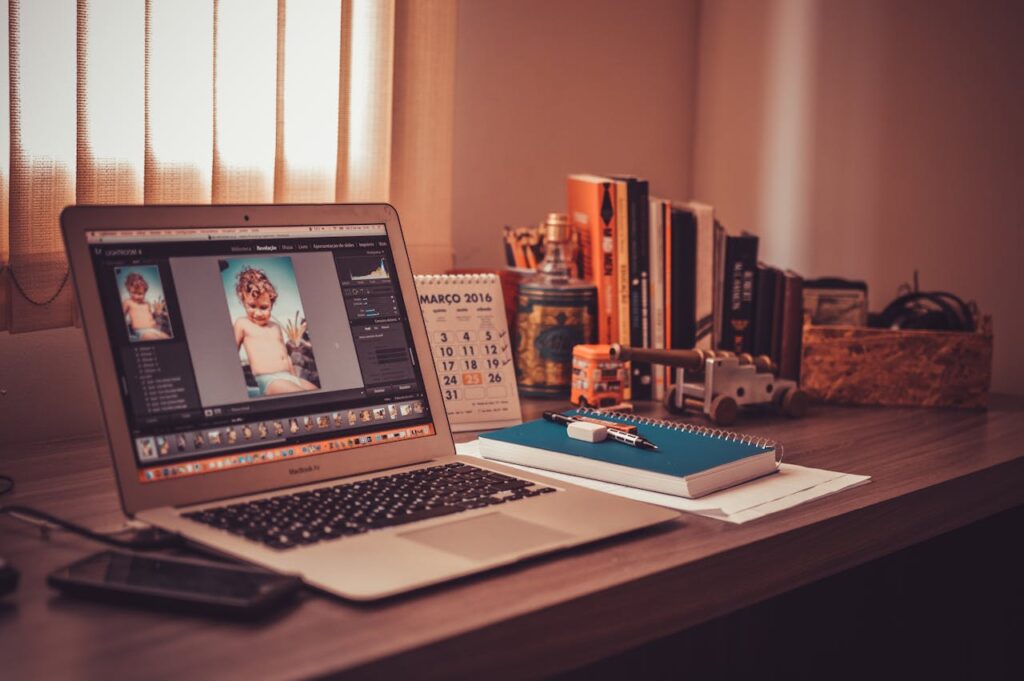 Title: The Rise of Freelancing: Redefining Work in the Modern Era